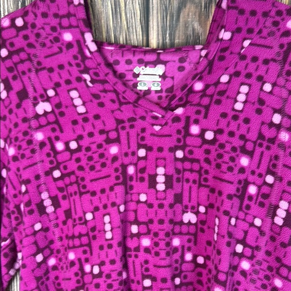 Purple/ Pink Geometric Fleece Women's Top - Picture 3 of 9